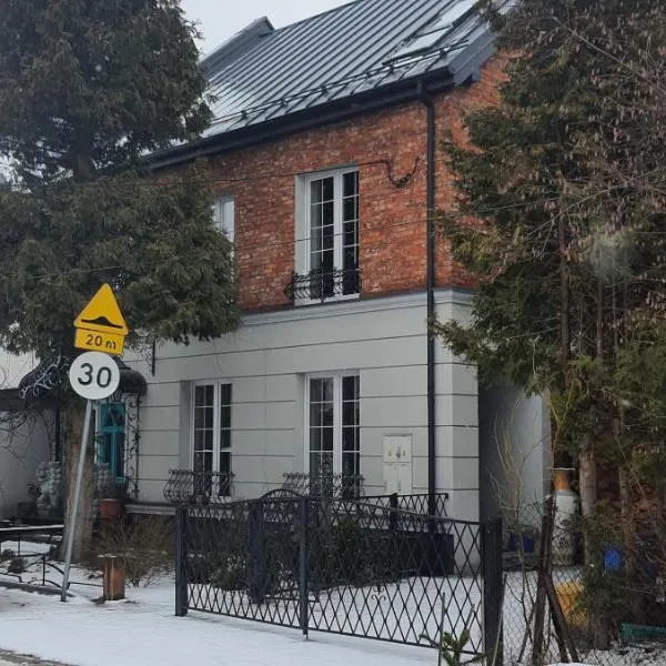 Cool Apartment，位于米考洛维斯的酒店