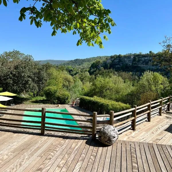 Gîte Nature en Luberon，位于塞雷斯特的酒店