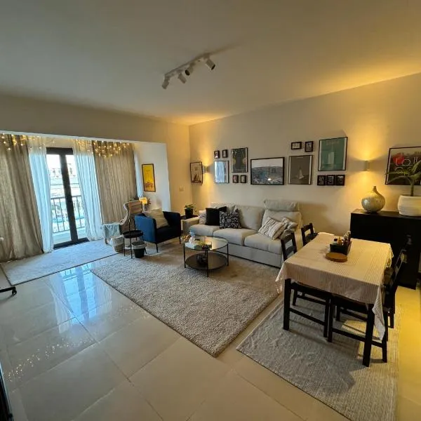 Happy Vacation Duplex, New Cairo，位于开罗的酒店