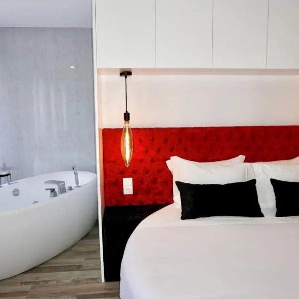 Lux'Otel City Lodge，位于巴塞卢什的酒店