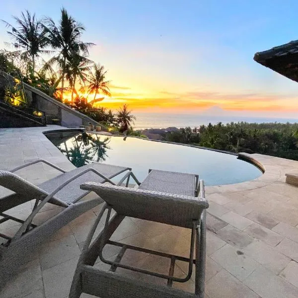 Villa Lombok Sunset w/Sea view，位于芒希的酒店