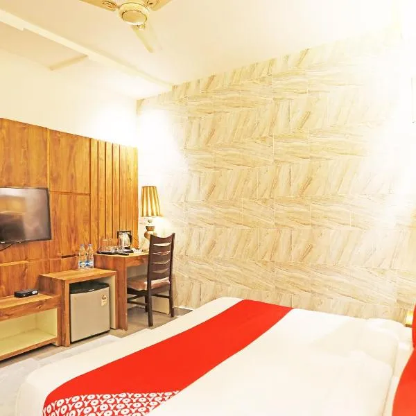 Super OYO Capital O 8902 Hotel Ronald Inn，位于Ballabgarh的酒店