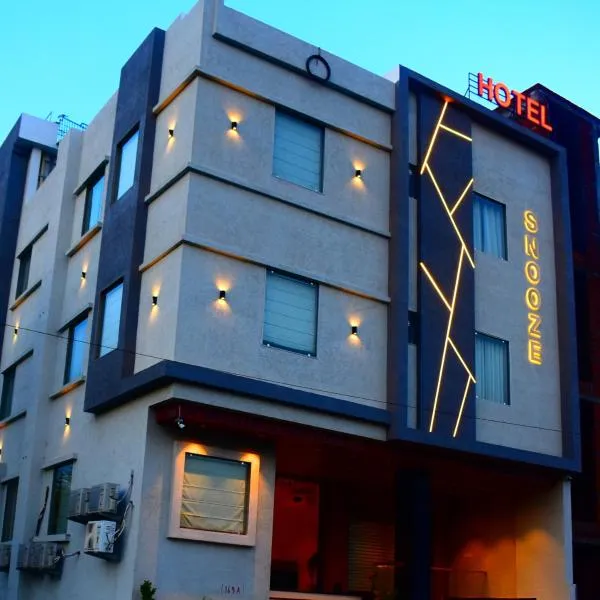 HOTEL SNOOZE，位于斋浦尔的酒店