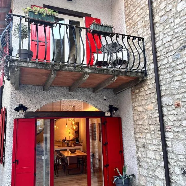 Casa Storica Gardola，位于提尼亚类的酒店