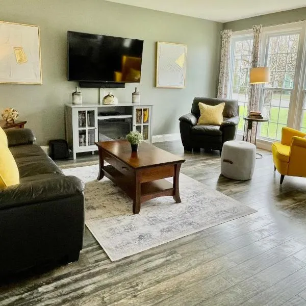 Picton Retreat Downtown - Serene, Stylish & Great Amenities，位于皮克顿的酒店