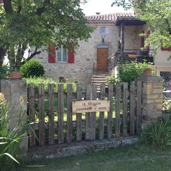 le sécadou chambres et table d'hôtes，位于Bournazel的酒店