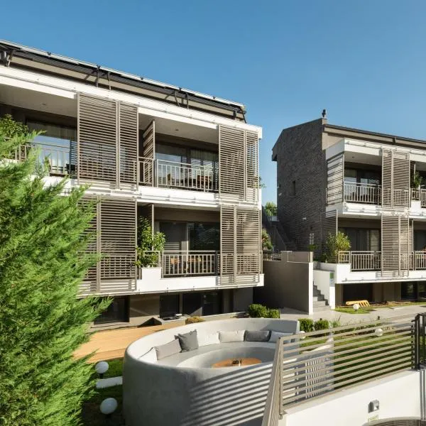 Eco Green Residences & Suites，位于托罗尼的酒店