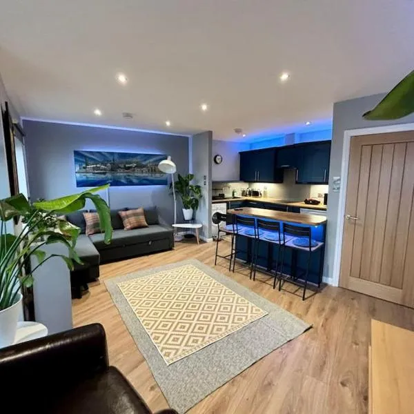 Sunshine on Leith. The River View Apartment!,位于爱丁堡的酒店