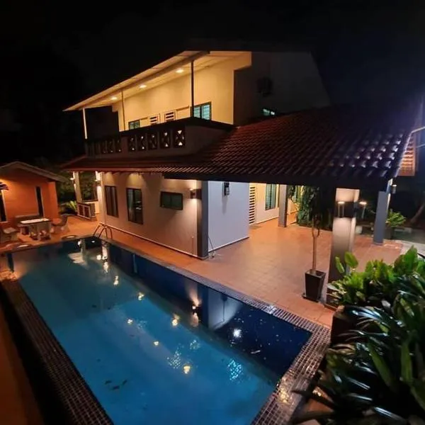 The Bird's Nest Holiday Villa Port Dickson，位于Siliau的酒店