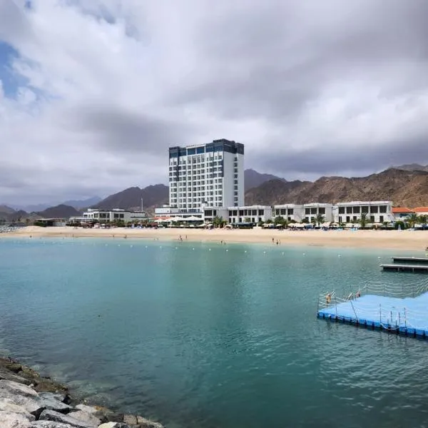 Mirage Bab Al Bahr Beach Hotel，位于Rūl Ḑadnā的酒店