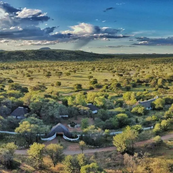 Ohorongo Safari Lodge，位于Kamanjab的酒店