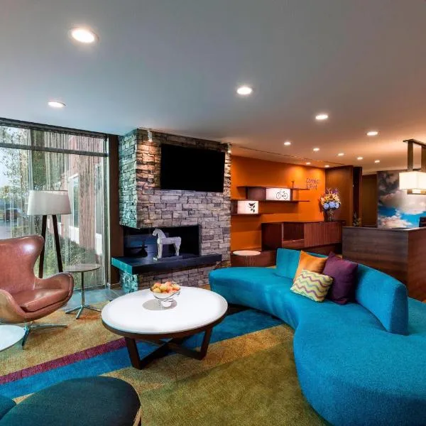 Fairfield Inn & Suites by Marriott Dallas Waxahachie，位于沃克西哈奇的酒店