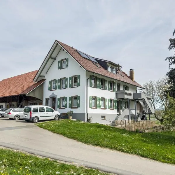 Ferienwohnung Lang，位于博登湖畔克雷斯波洛的酒店