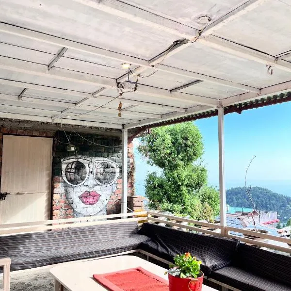The Hostel Stories Dharamkot - Mcleodganj，位于麦罗肯机的酒店