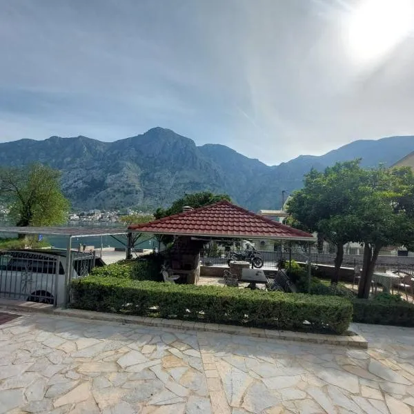 Sunset Kotor，位于Muo的酒店