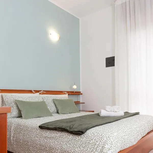 ArtStay Exclusive Apt Linate, Parking, Terrace AC，位于Pioltello的酒店
