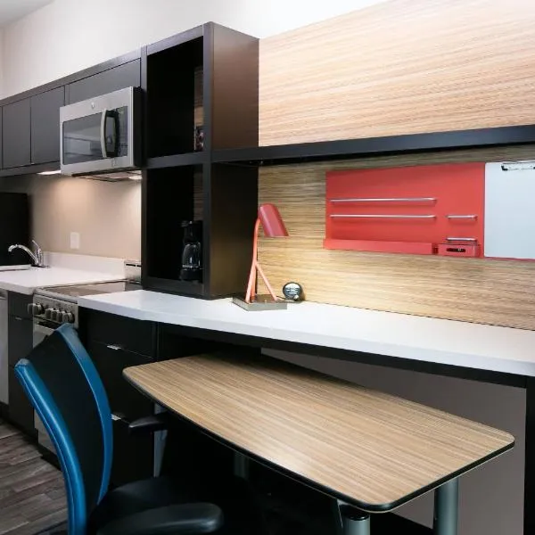 TownePlace Suites by Marriott Kansas City Airport，位于堪萨斯城的酒店