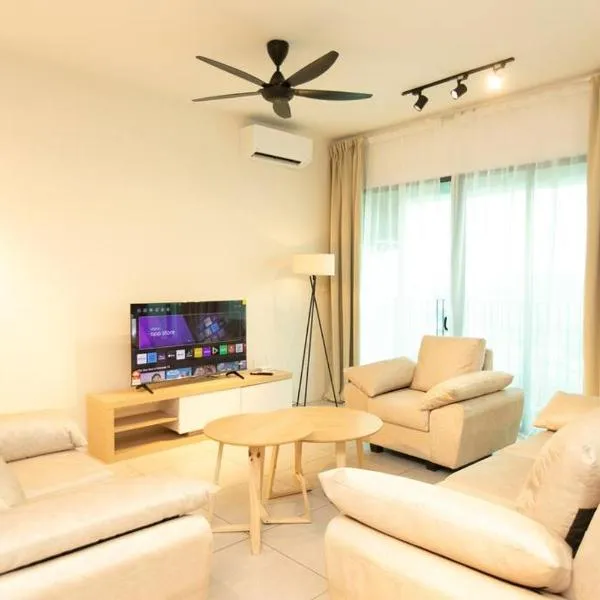 Top floor seaview pent house 3BR 11pax，位于北赖的酒店