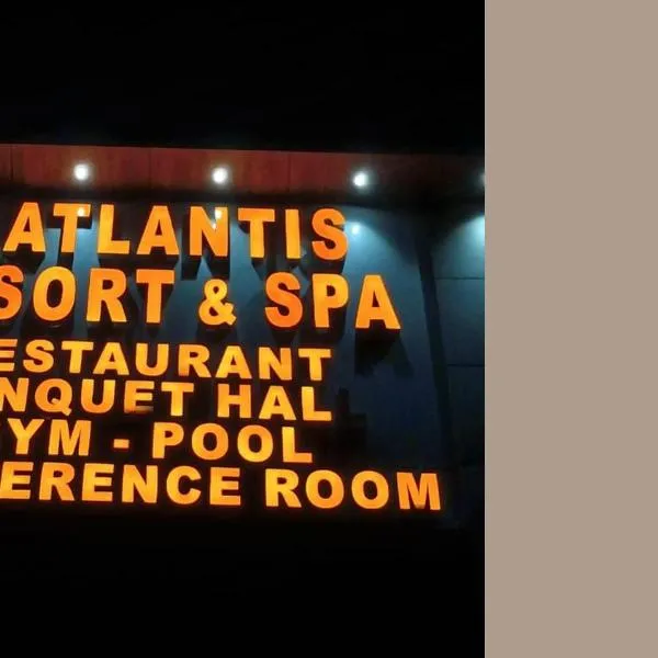 Atlantis Resort Spa Restaurant Swimming Pool, Banquet Hall, Guntur.，位于Tenāli的酒店