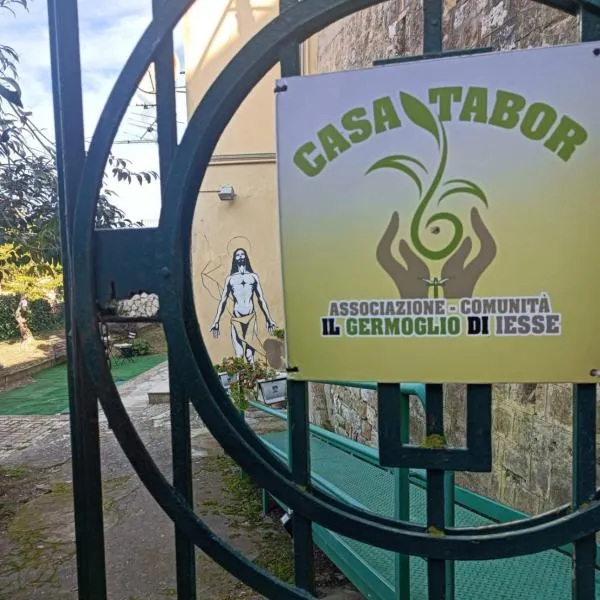 Casa Tabor，位于阿里亚诺伊尔皮诺的酒店