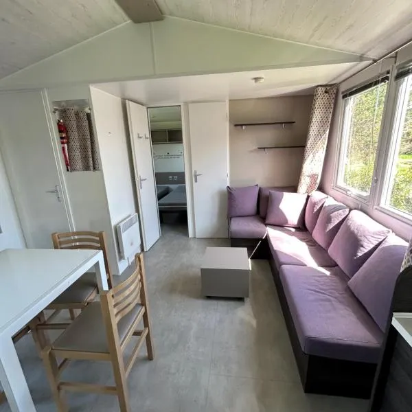 Mobil home 6-8pers - Le lac des rêves，位于拉特斯的酒店