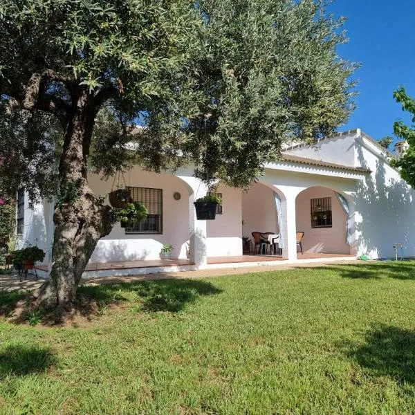 Casa en el campo cerca de sevilla，位于La Rinconada的酒店