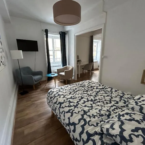 Appartement Cosy Charme Ancien，位于Thizy-les-Bourgs的酒店
