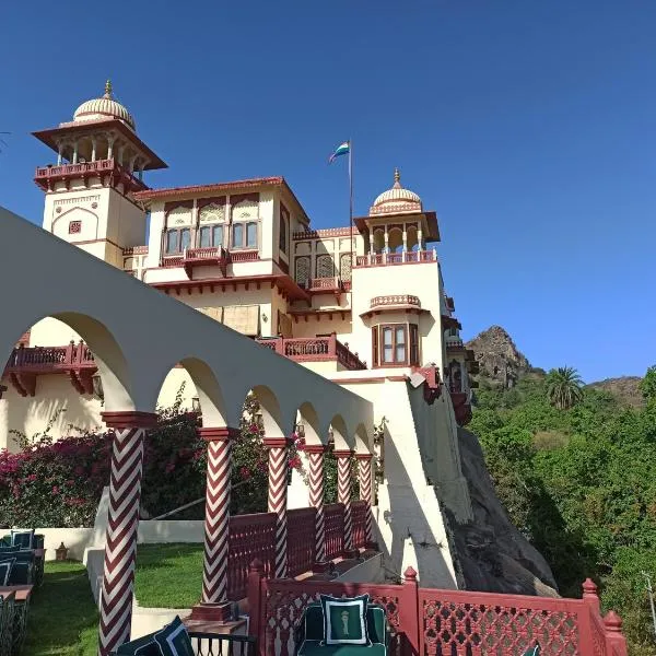 The Jaipur House，位于卜山的酒店