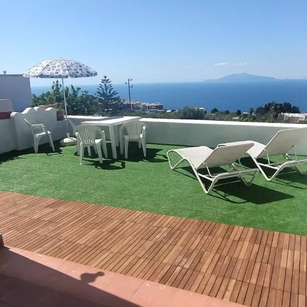 About Capri，位于阿纳卡普里的酒店