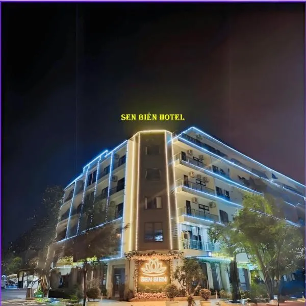 Khách Sạn Sen Biển Sầm Sơn，位于Binh Tân的酒店