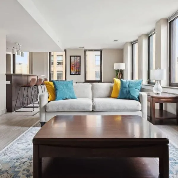 2BR Downtown Luxury Getaway，位于底特律的酒店