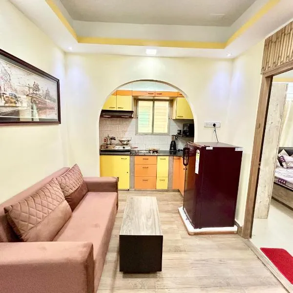 Stylish 1RK Serviced Apartment in Tollygunge，位于加尔各答的酒店