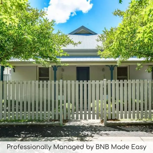 The Sampson Haven - Luxe CBD Getaway, Dog Friendly，位于奥兰治的酒店