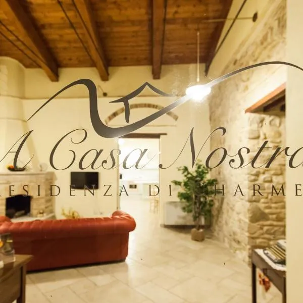 A Casa Nostra Residenza di Charme - Struttura sanificata giornalmente con ozono，位于坎德拉的酒店