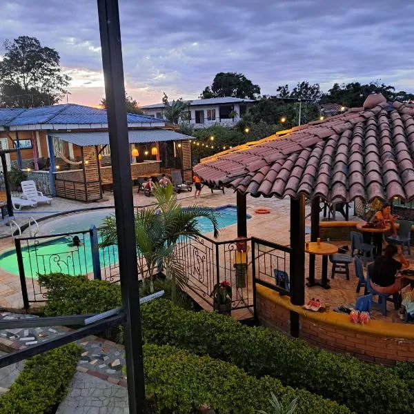 Finca Campestre Villa del Campo，位于多斯克布拉达斯的酒店