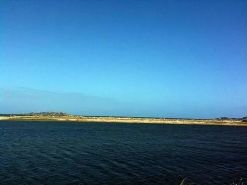 La presqu' île du Lenn face à la mer，位于劳恩尼克的酒店