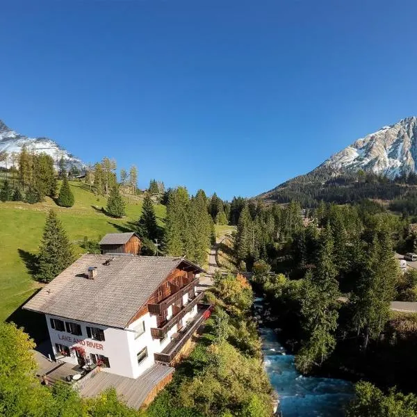 Carezza LAKE & RIVER Hotel，位于卡雷扎湖的酒店