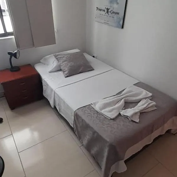 habitación con baño en bucaramanga-cerca sena-uis，位于布卡拉曼加的酒店