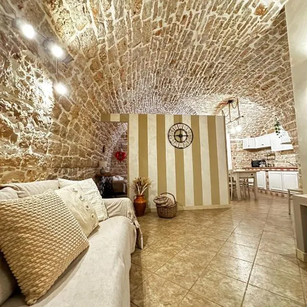 B&B PIETRA VIVA，位于Sannicandro di Bari的酒店