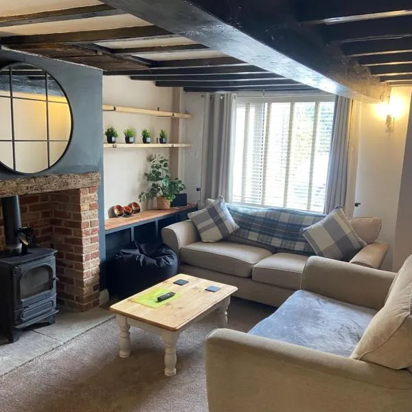 Rustic Retreat cottage，位于瑟斯克的酒店