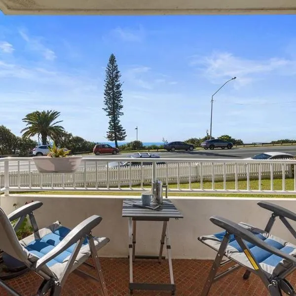 Sea Views at Alexandra Headlands，位于亚历山德拉岬角的酒店