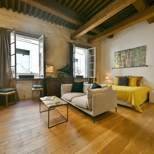 "La Suite" 3 Etoiles，位于于泽斯的酒店