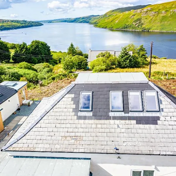 Luxury 4 Bedroom Cottage With Stunning Views Near Fairy Pools! Open / Bookable，位于卡博斯特的酒店