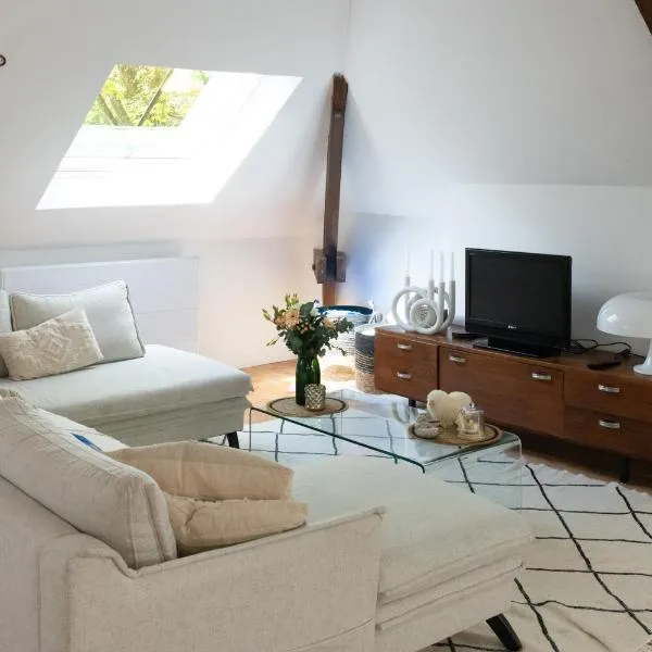 Chez Manou, appt spacieux et élégant proche mer，位于欧村的酒店