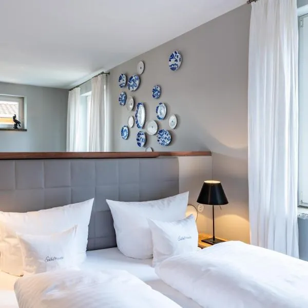 Romantikhotel Rebstock art & design，位于莱茵河畔凯尔的酒店