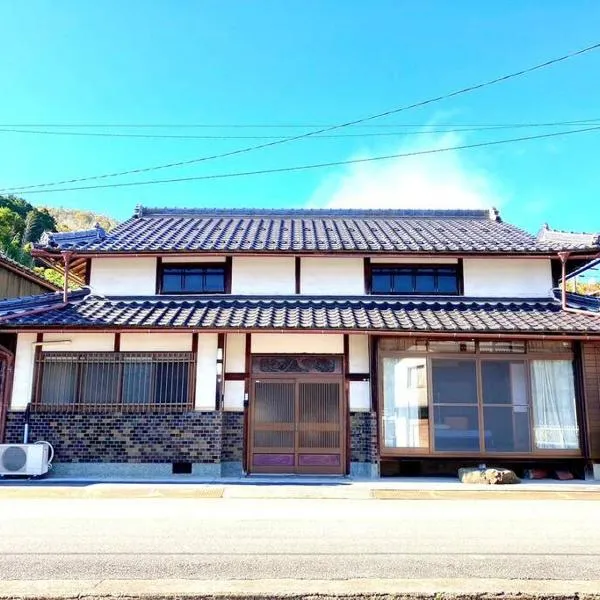 New Open !! 田舎の一棟貸 お庭でBBQやプール遊びができる貸切の宿 3ぴーす，位于福知山的酒店