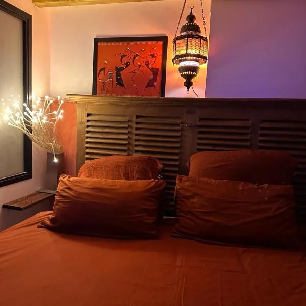 ORANGE STUDIO 24 24 Access，位于鸽林的酒店