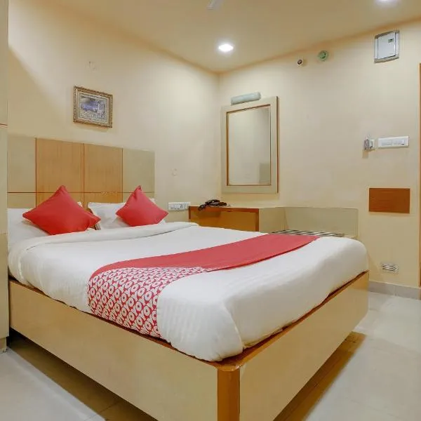 OYO Shanthaa Residency，位于Surūrnagar的酒店
