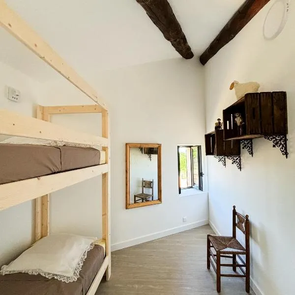 Gîte de l'Escanson un temps pour soi，位于罗宾鲁伯龙的酒店