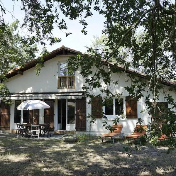 Maison 8 personnes,位于Mézos的酒店